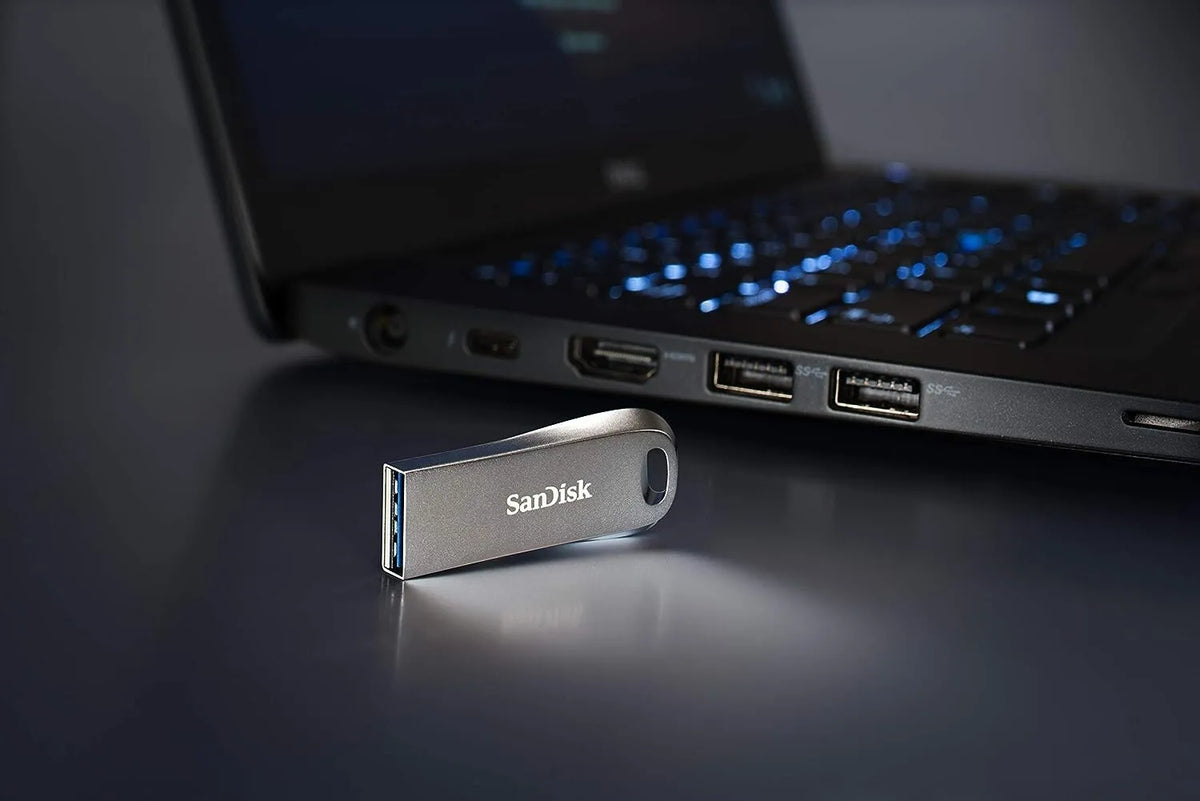 1TB SanDisk Ultra Dual Drive Luxe USB-A USB-C 1TB SanDisk Ultra Dual Drive Luxe USB-A USB-C